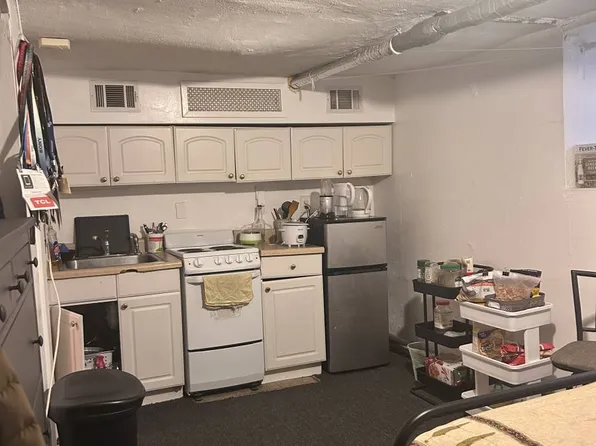 55 S Huntington Ave APT B1, Boston, MA 02130