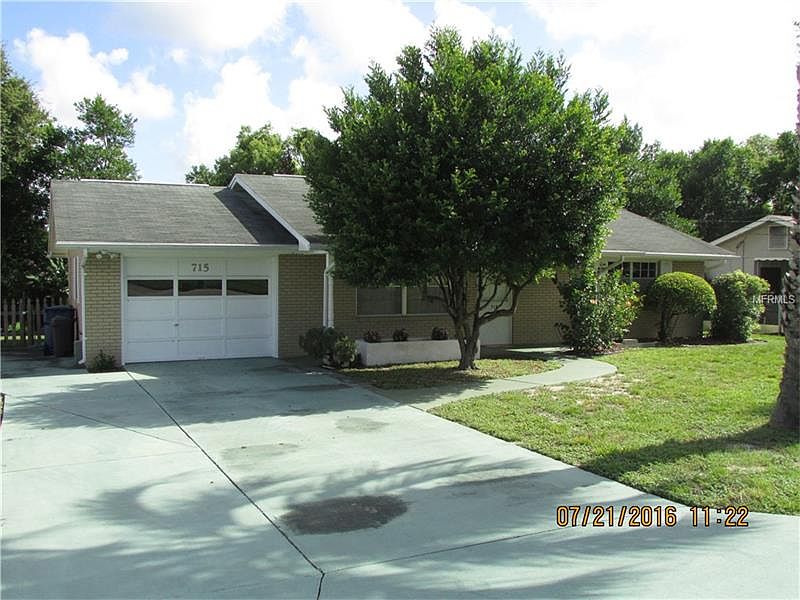 1st image of 715 Biscayne Dr