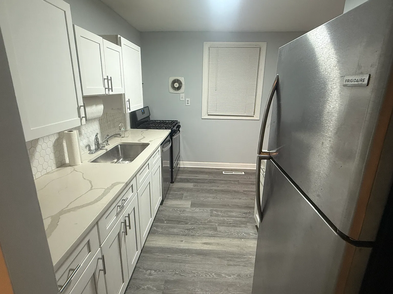 142 Kinsley Rd — Photo 2