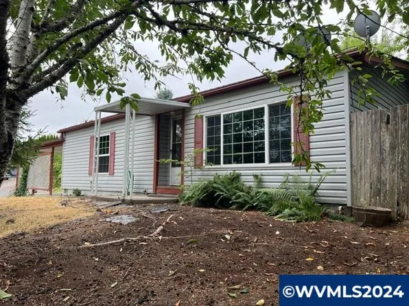 1562 Corum Ct NW, Salem, OR 97304