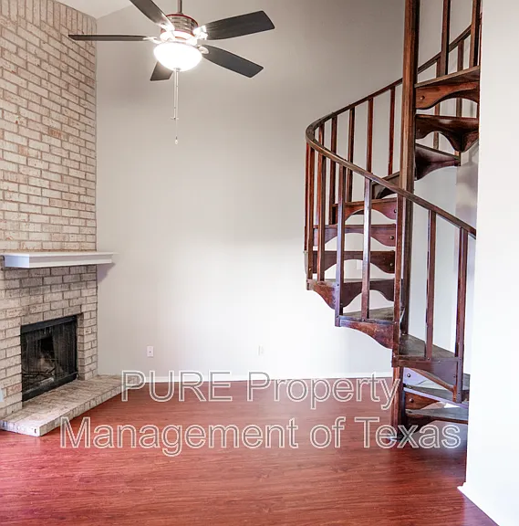 2500 Burleson Rd #521 — Photo 3