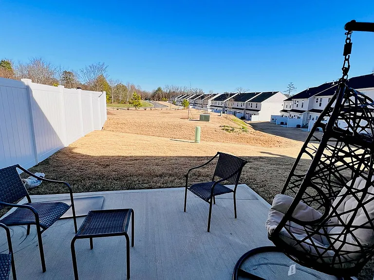 10478 Dalton Woods Ct NW — Photo 12
