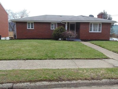500 Walnut St, Springdale, PA, 15144