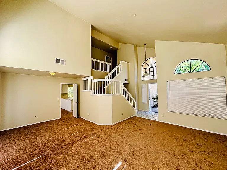 36905 Pond Ave — Photo 3