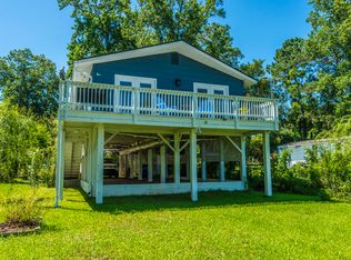 1534 N Avalon Cir, Charleston, SC 29407