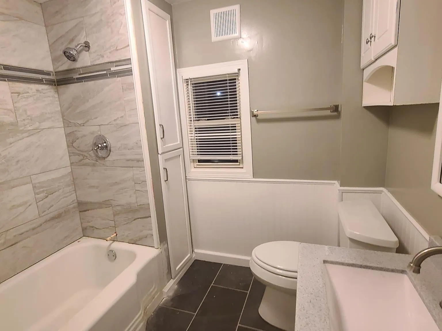 3 bed, 1210 sqft, $1,775 — Photo 2