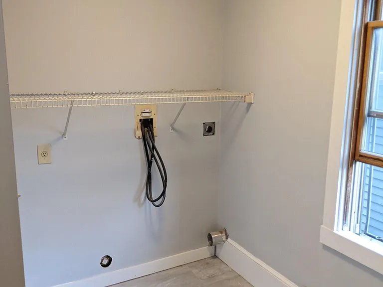441 Pleasant St #5 — Photo 12