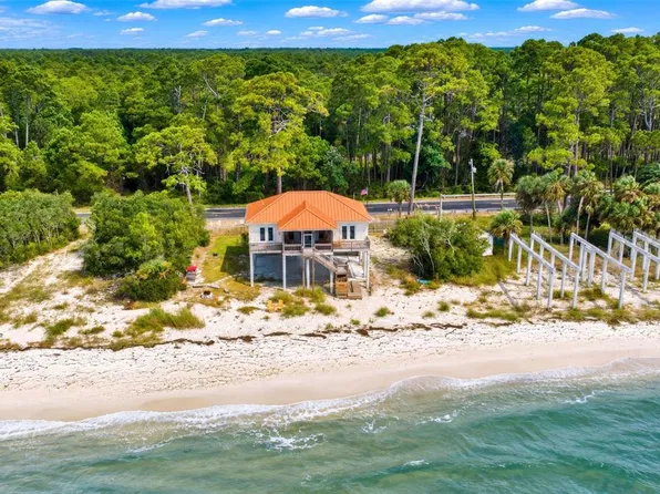 2698 HWY 98 W, CARRABELLE, FL 32322