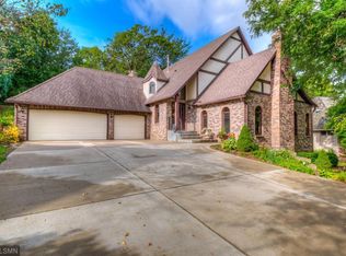 3079 Brookshire Ln, New Brighton, MN 55112