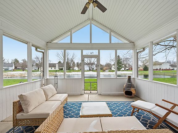 3rd image of 159 Oxford Ave