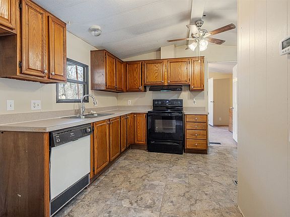 5th image of 107 Meadowlark Ln