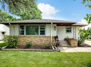 235 Poplar St W, South St Paul, MN 55075