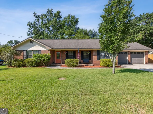 215 W Peach Ave, Kingsland, GA 31548