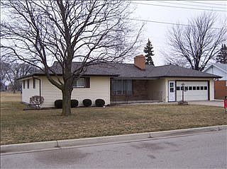 1st image of 774 Doro Ln