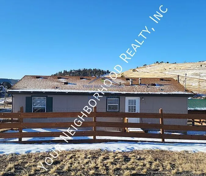 202 W El Paso Ave — Photo 2