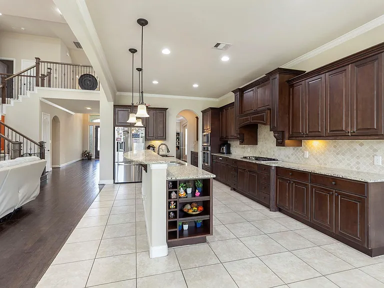 9739 Reston River Ln — Photo 20
