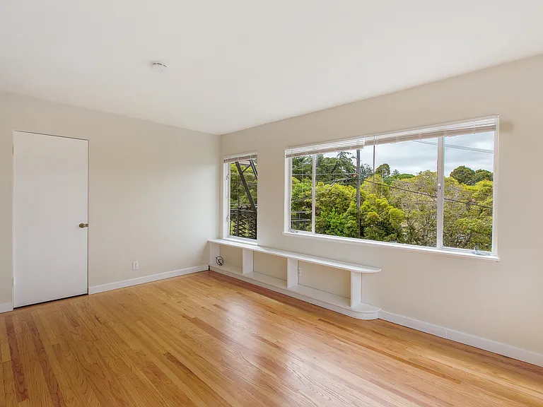 2317 Hearst Ave — Photo 18