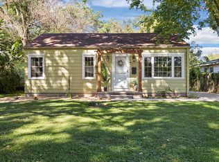 1531 S Pickwick Ave, Springfield, MO 65804