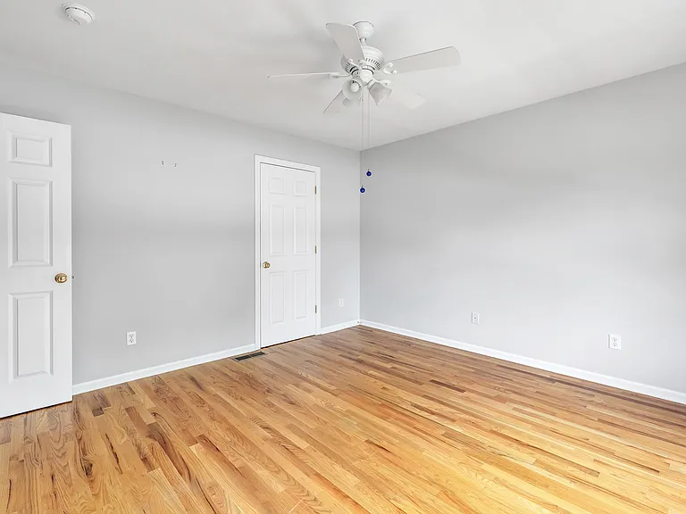 36 Pawtucket Ave — Photo 19