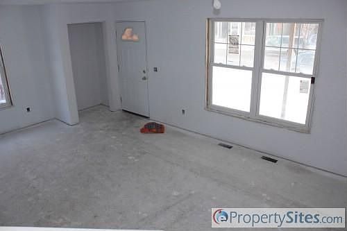 3rd image of 1148 Madison Ave SE