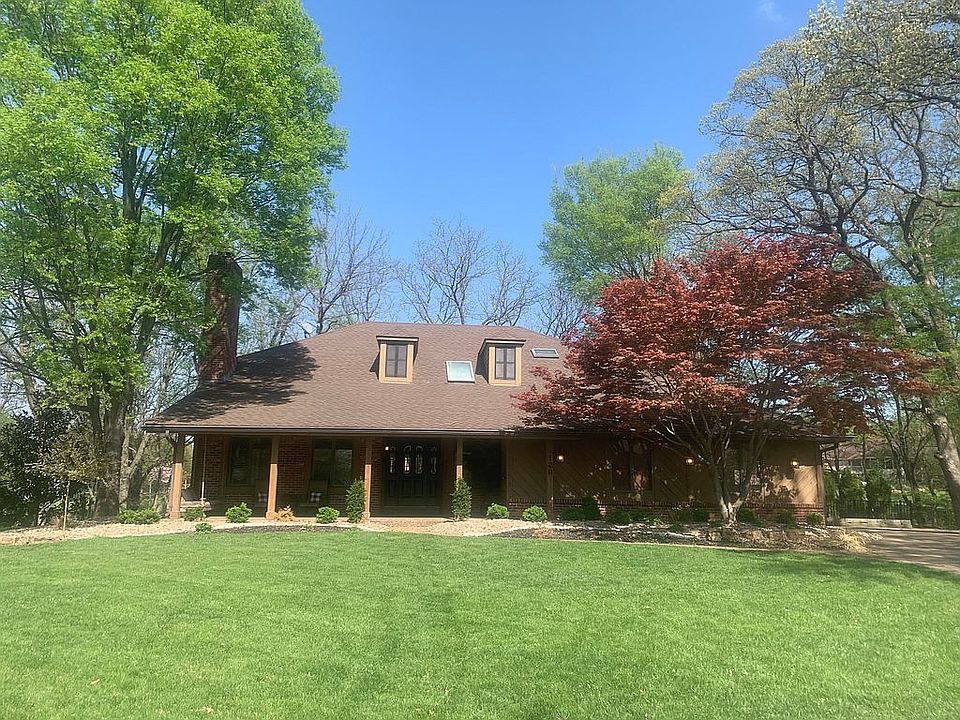2nd image of 120 Number Eleven Green Dr