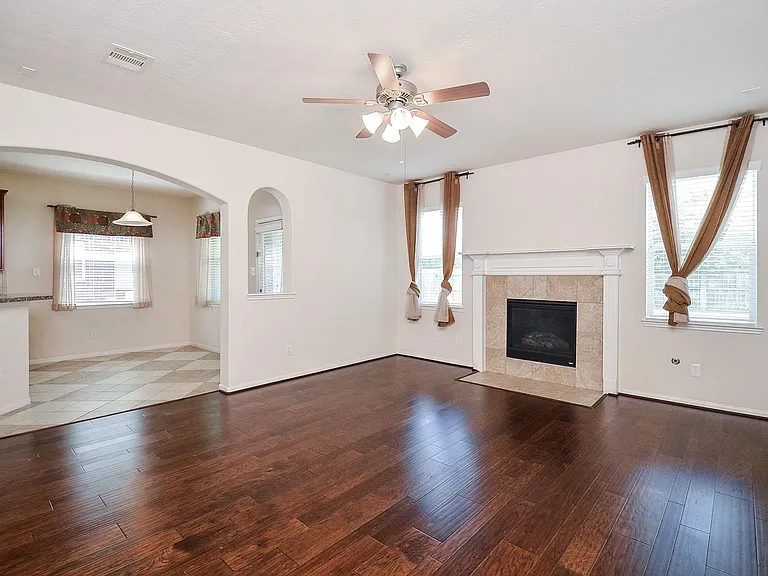 26715 Mandrake Falls Ct — Photo 8