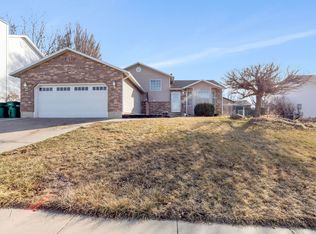 2815 W 4275 S, Roy, UT 84067