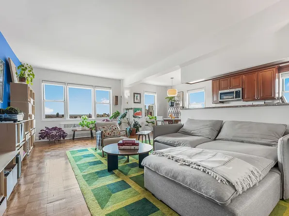 34 Plaza St E APT 807, Brooklyn, NY 11238