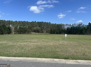 111 Longshore Dr, Kingsland, GA 31548