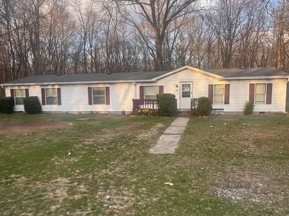 122 Silver Lake Ave, Michigan City, IN 46360