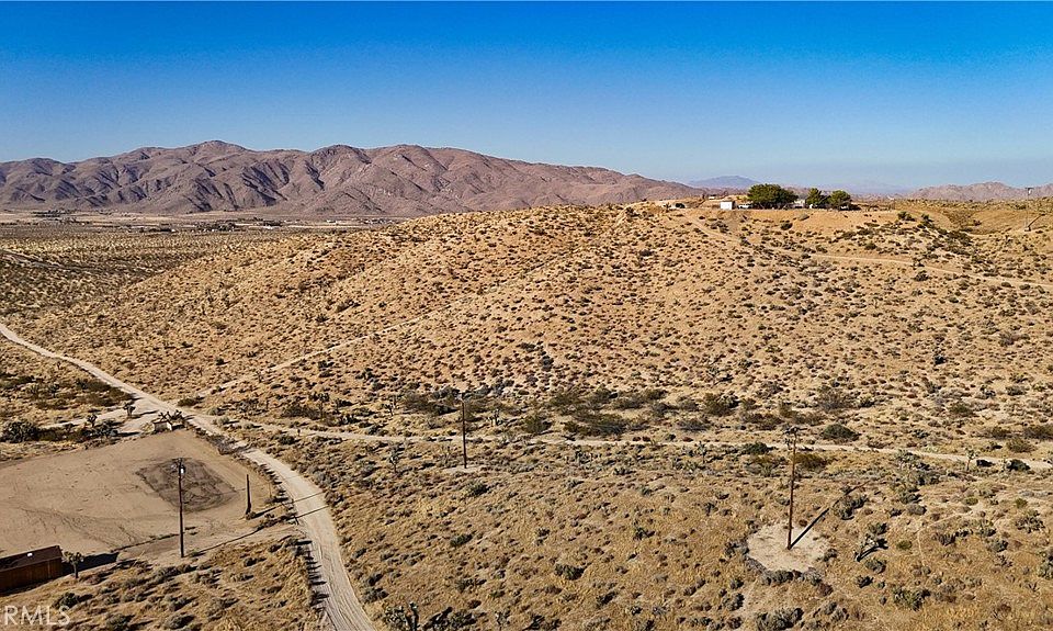 1st image of 750 Ocotillo Way