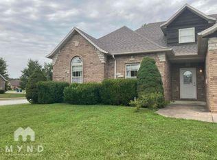 5622 N 11th Ave, Ozark, MO 65721