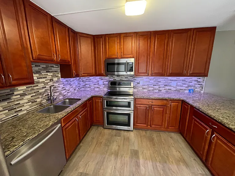 1525 Park Meadows Dr #4 — Photo 14
