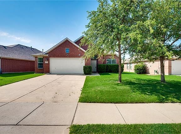 3rd image of 2736 Sunlight Dr