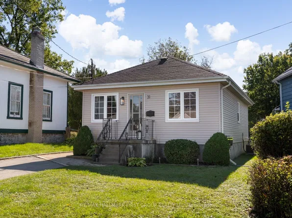 31 Harcourt St, Pt Hope, ON L1A 1M3