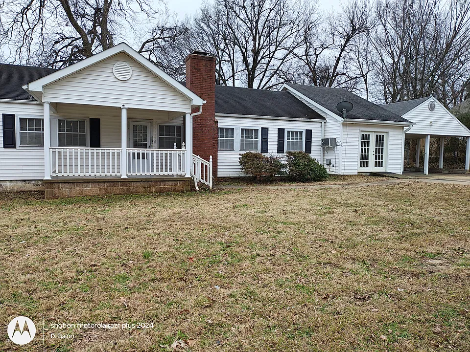 301 Mallory Ct
