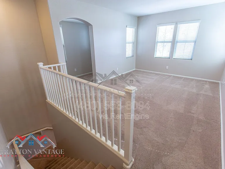 2218 N 77th Dr — Photo 17