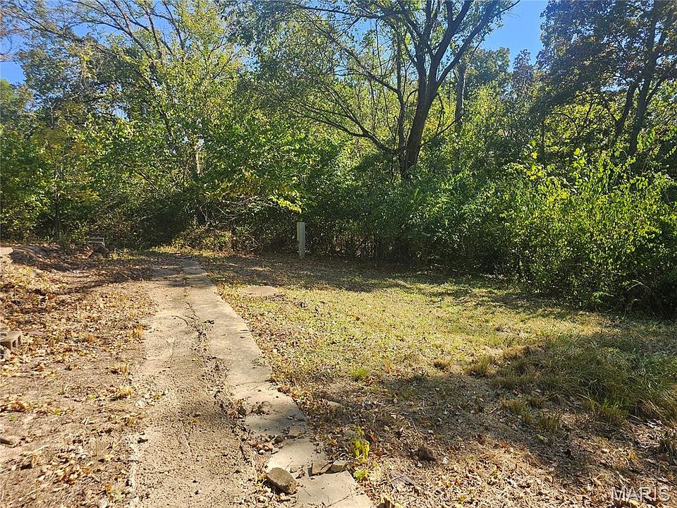 2nd image of 6615 Jenny Ct