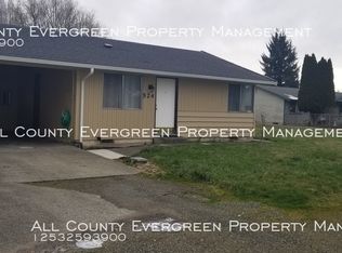 524 1st Pl, Pacific, WA 98047