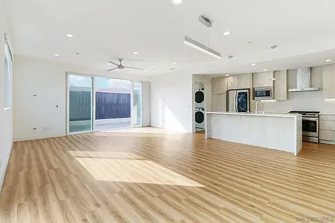 1166 Holly Ave #1 — Photo 9