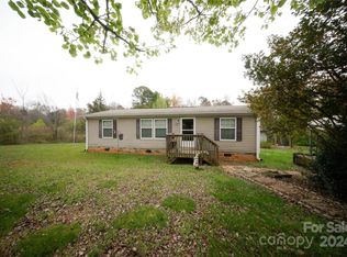 151 Peppertree Rd, Harmony, NC 28634
