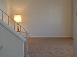 125 W Rutherford Dr, Newark, DE 19713