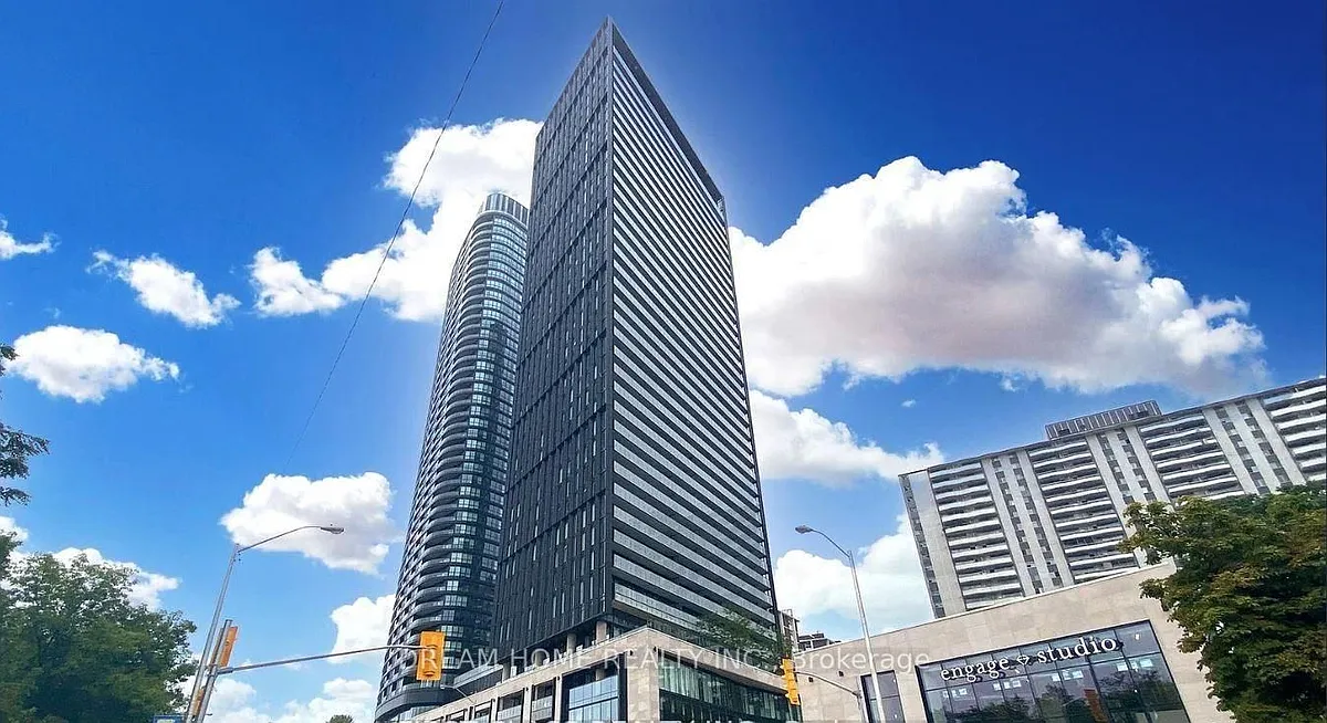 Building Photo - 575 Bloor St E #1107