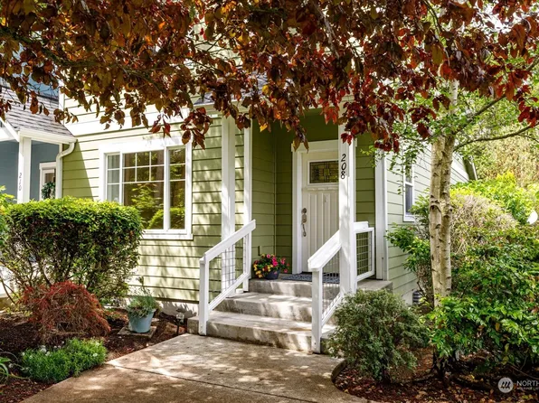 208 NW 1st Street, Coupeville, WA 98239