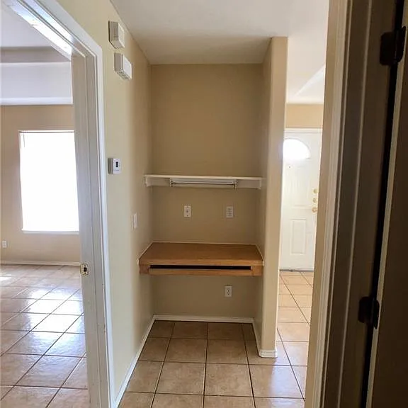 808 N Cross Ln #1 — Photo 10