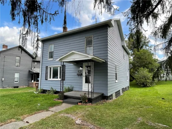 234 E Neshannock Ave, New Wilmington, PA 16142