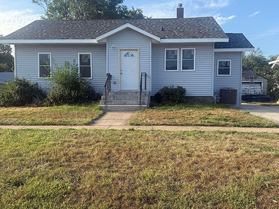 1st image of 1618 W 6th St