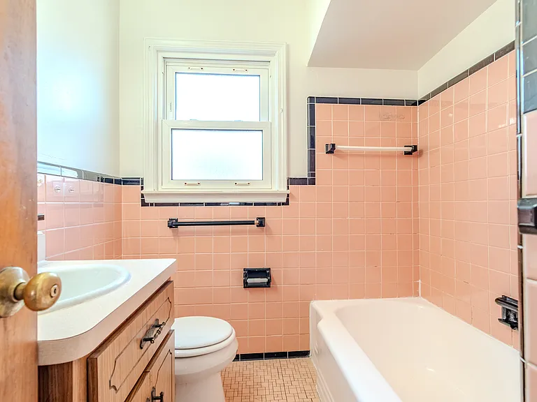 23000 Alger St — Photo 10