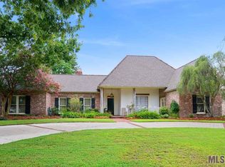 17512 W Muirfield Dr, Baton Rouge, LA 70810