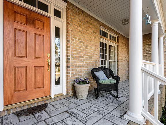 2nd image of 702 Kensington Dr